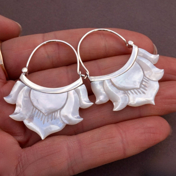 Bethany Mother Of Pearl Flower Earrings With Jade Leaf Drop main image 0