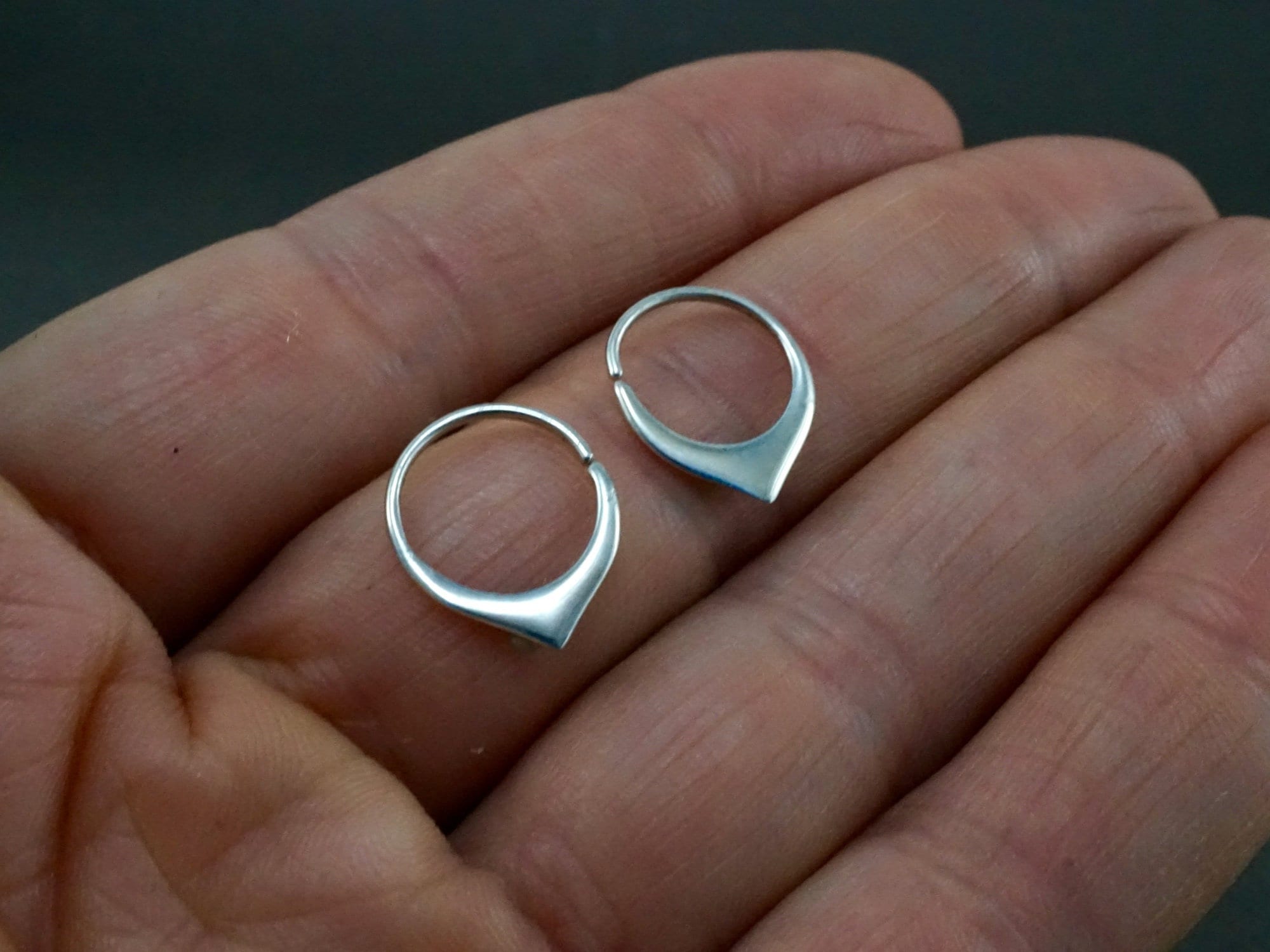 9mm Tiny Petal Hoops Earrings  - Cartilage, Helix, Daith, Septum - Sleeper Hoops (B270)