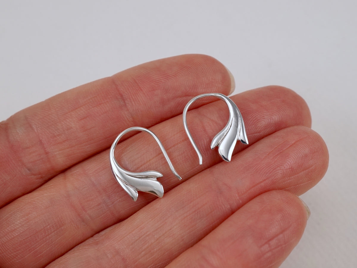 Grace Hoop Earrings – Sterling Silver or 18K Gold Vermeil | Dainty Minimalist Fine Jewelry (338)