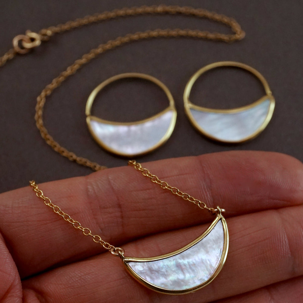 Necklace and Hoops Jewelry Set - Mother Of Pearl - Eclipse Small Jewelry Set (248, 249)
