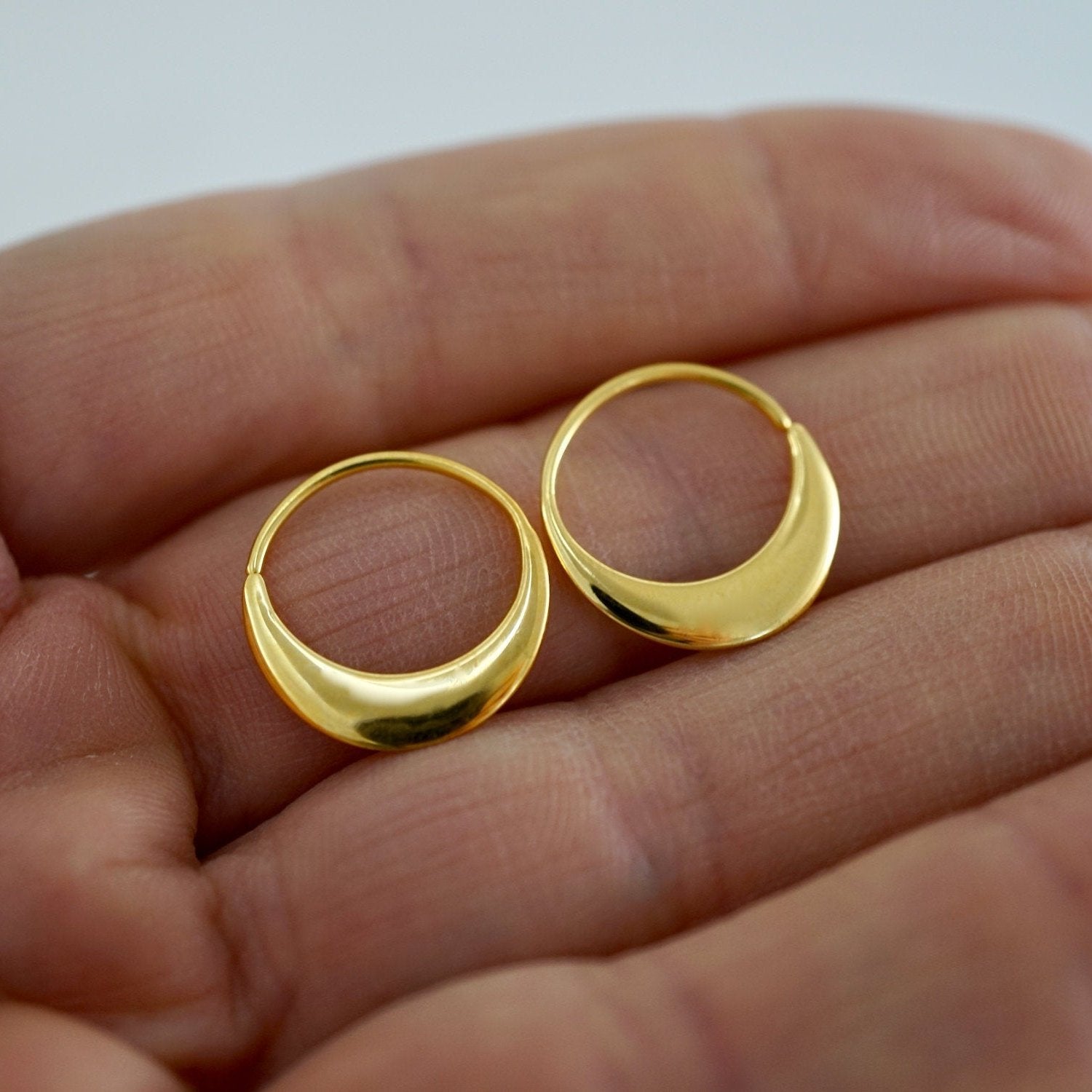 Gold Crescent Moon Hoops Earrings 14mm