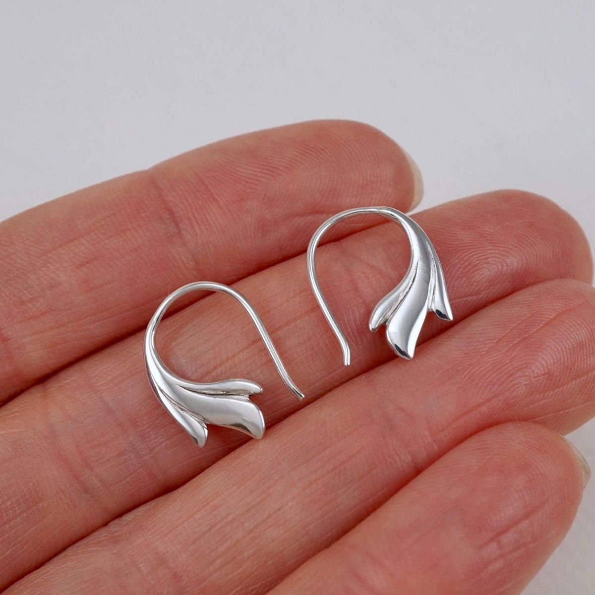 Grace Hoop Earrings – Sterling Silver or 18K Gold Vermeil | Dainty Minimalist Fine Jewelry (338) - Small Hoop Earrings