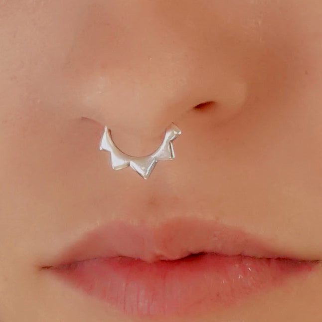 Sunflower Septum Ring • Floral Endless Hoop • Botanical Nose Jewelry • Sterling Silver (278)