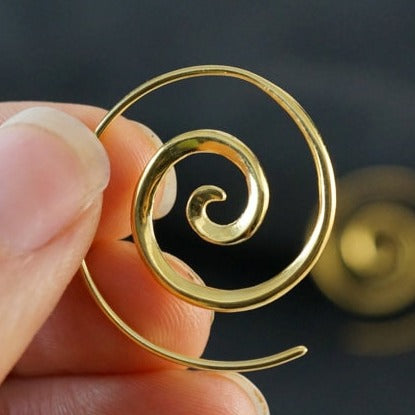 Spiral Earrings Gold - Medium Taped Minimal Jewelry (036GP)