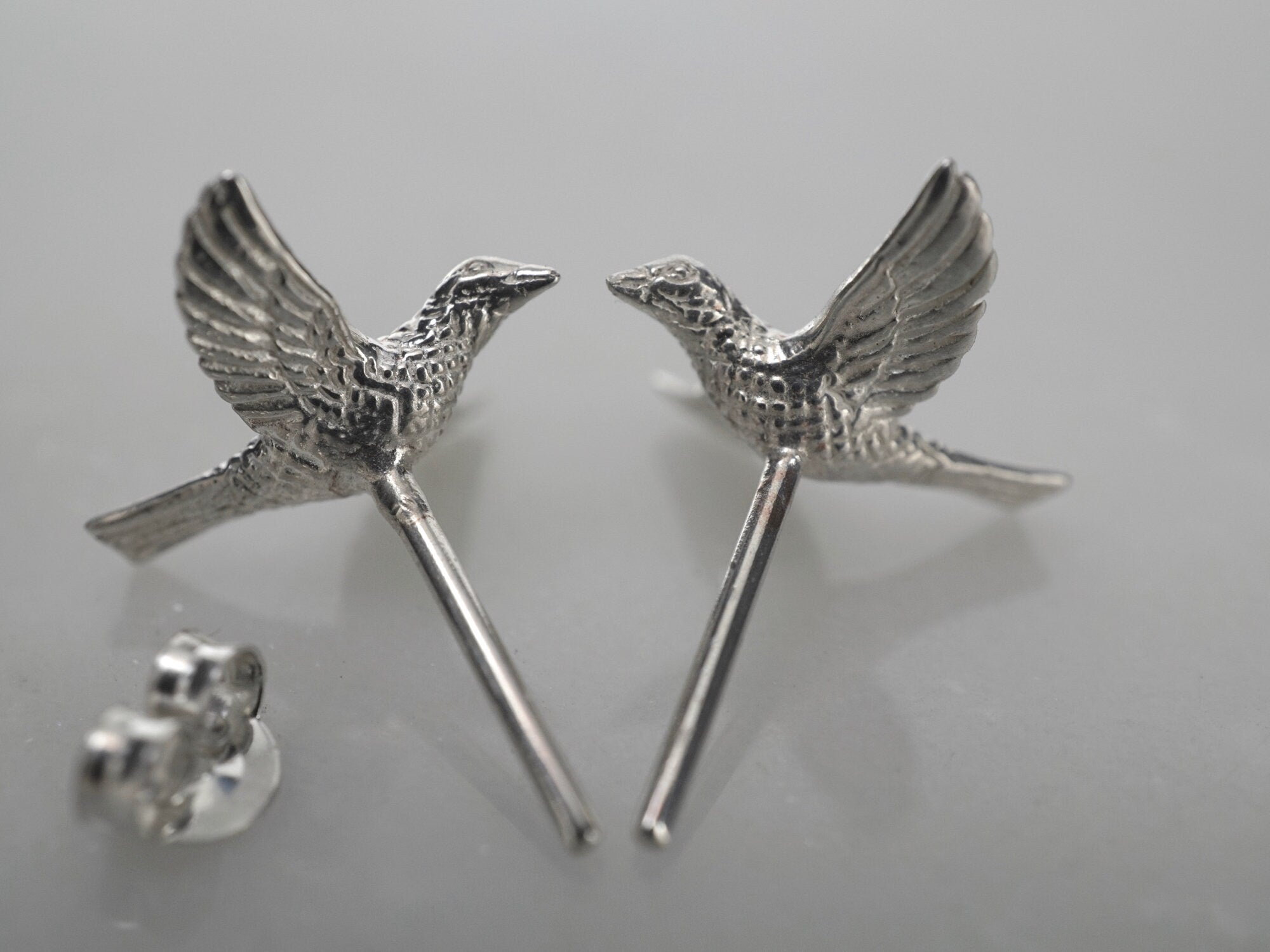 Bird Stud Earrings Sterling Silver (s228)