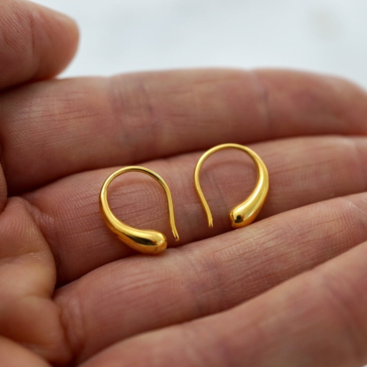 Minimalist Raindrop Hoops Horseshoe Earrings Gold (290)